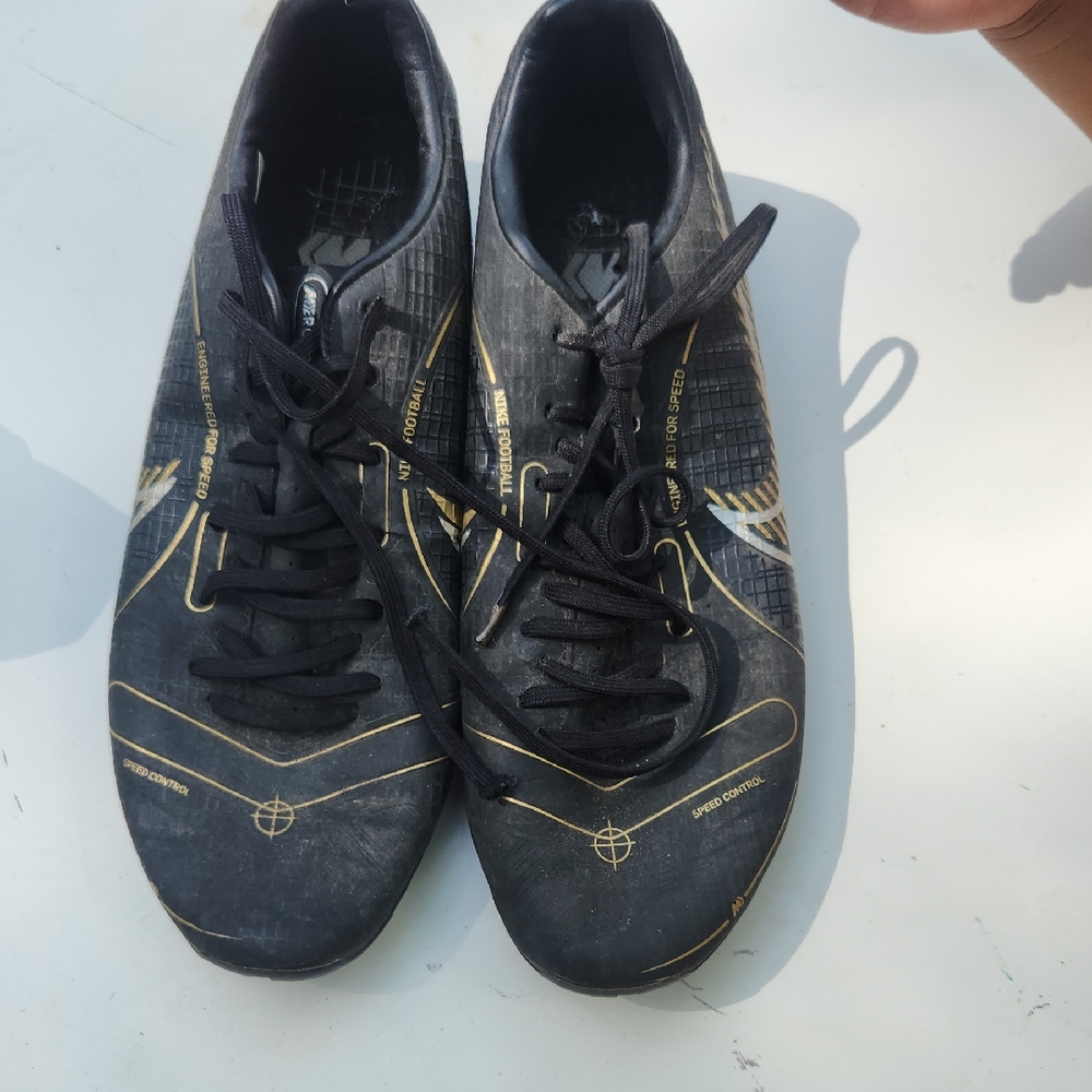 Black and Gold Men's Shoes